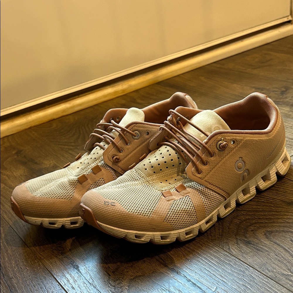 On Cloud running shoes